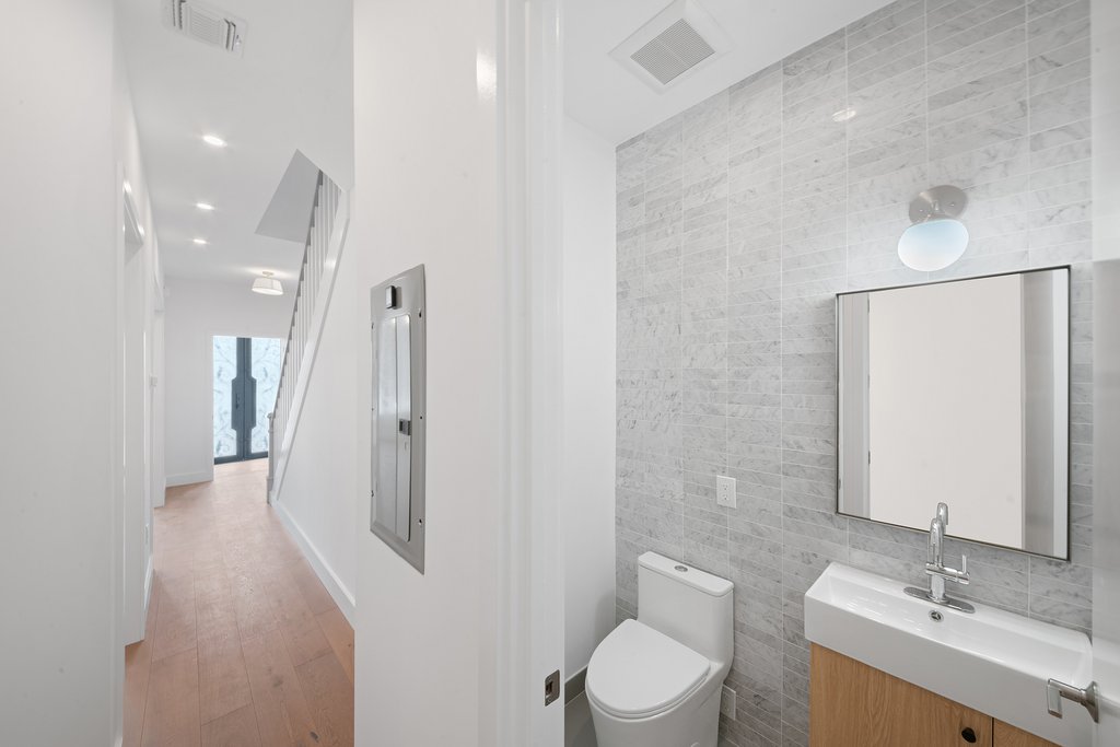 217 Ovington Avenue – For Sale photo 11