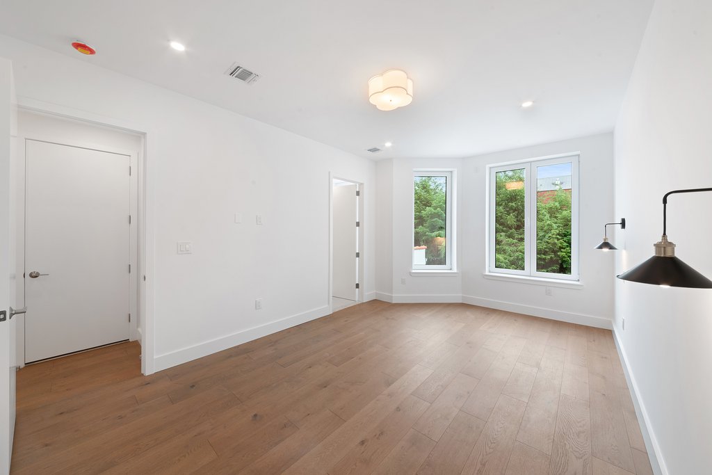 217 Ovington Avenue – For Sale photo 16