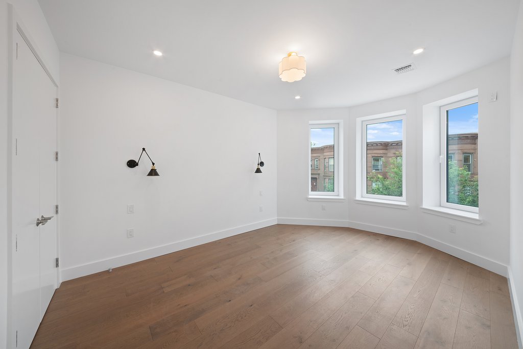 217 Ovington Avenue – For Sale photo 20