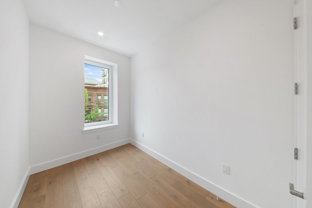 217 Ovington Avenue – For Sale photo 23