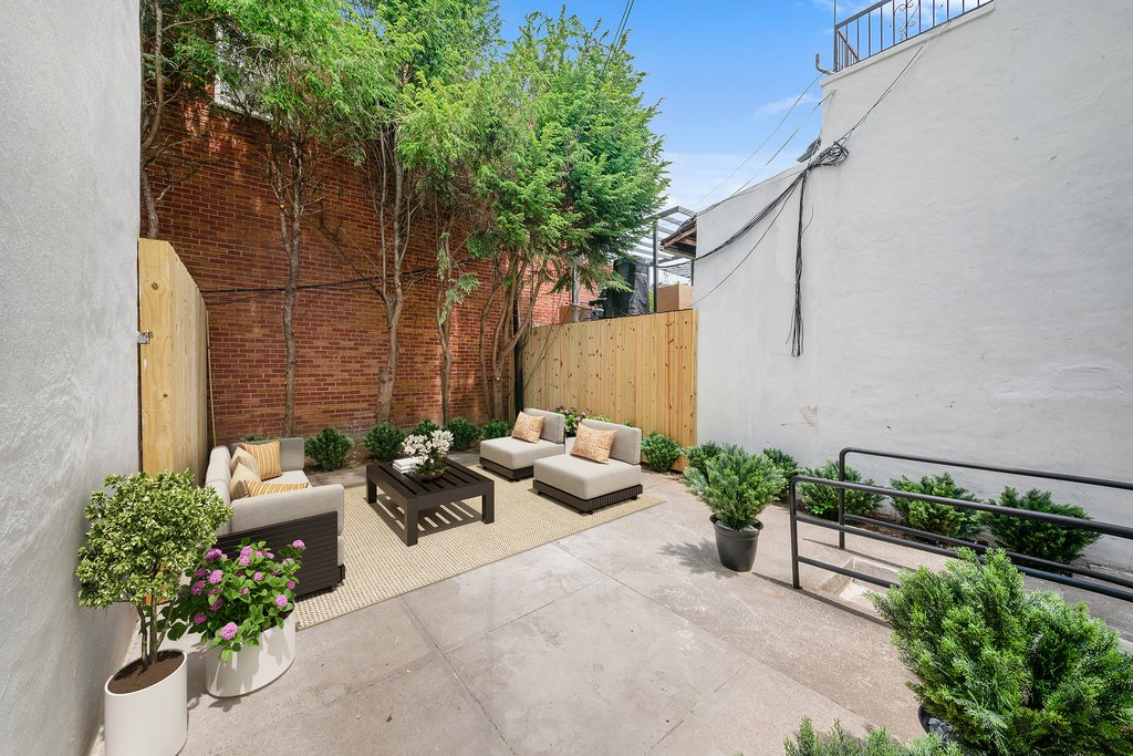 217 Ovington Avenue – For Sale photo 32