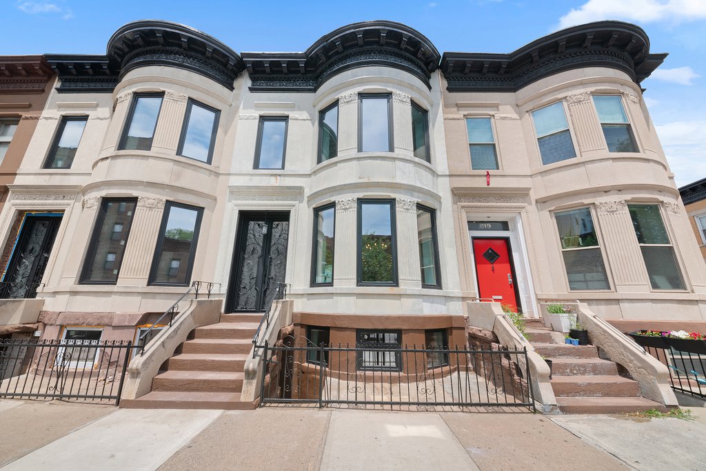 217 Ovington Avenue – For Sale photo 34
