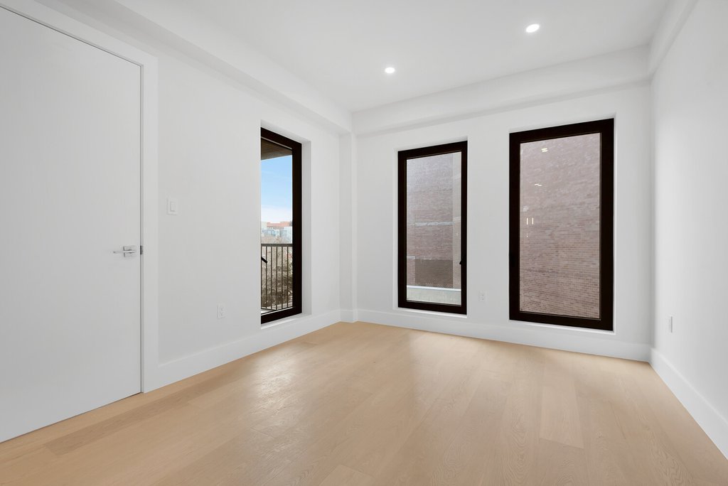 11-32 31st Avenue, Unit 4C photo 8