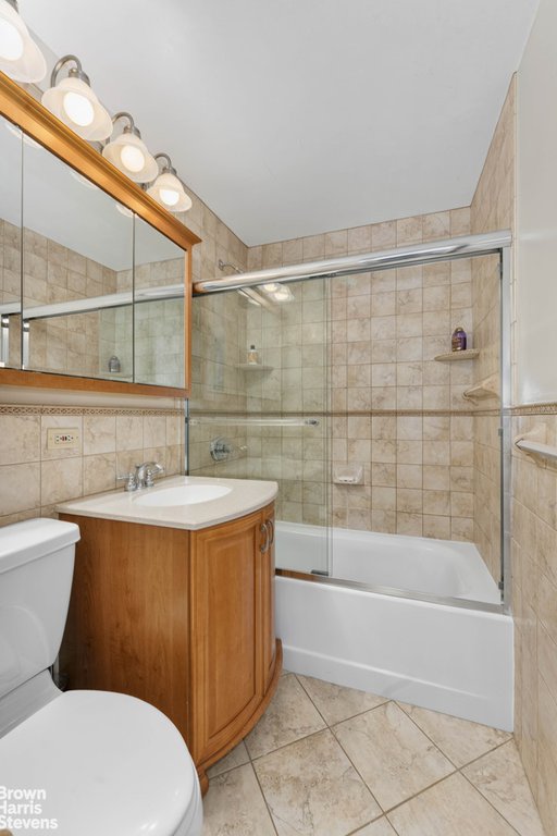301 East 64th Street, Unit 16B photo 7
