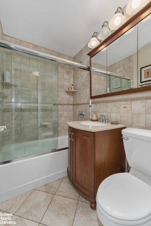 301 East 64th Street, Unit 16B photo 9