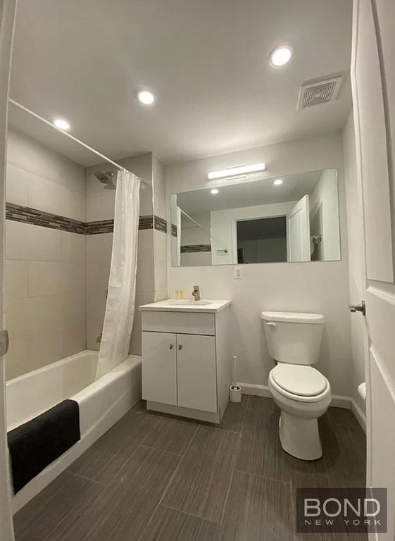 433 West 53rd Street, Unit 1A photo 6