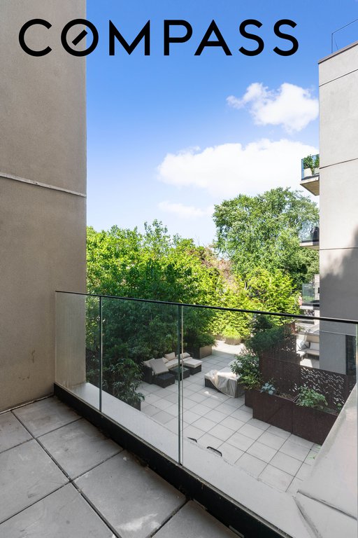 435 Tompkins Avenue, Unit 303 photo 8