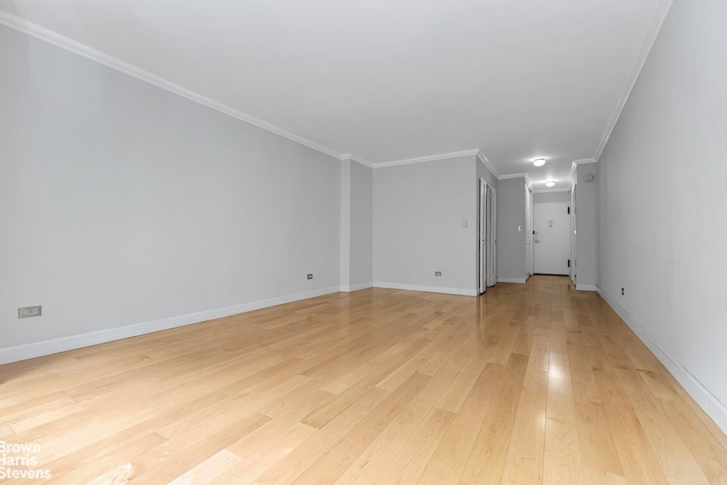 330 East 49th Street, Unit 4E photo 8