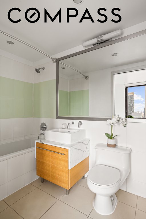 100 West 39th Street, Unit 38I photo 8