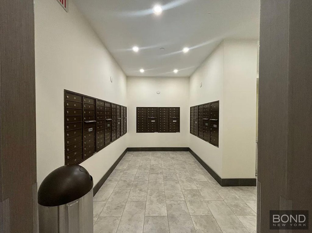 45 West 81st Street, Unit 4D photo 6