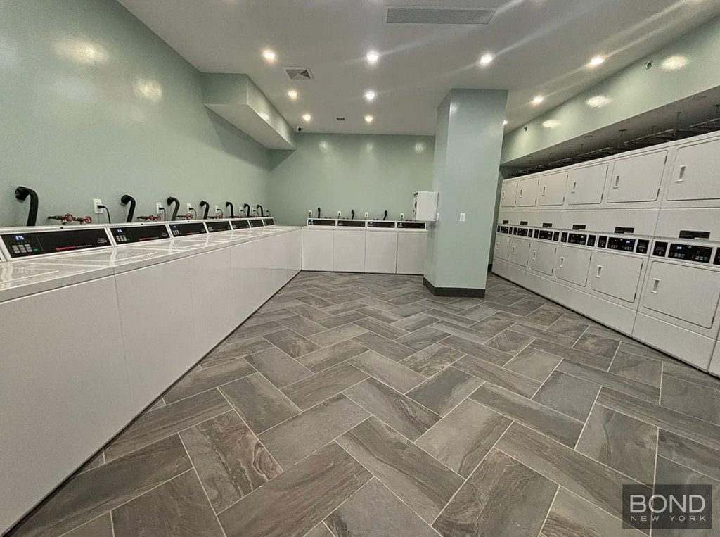 45 West 81st Street, Unit 4D photo 9