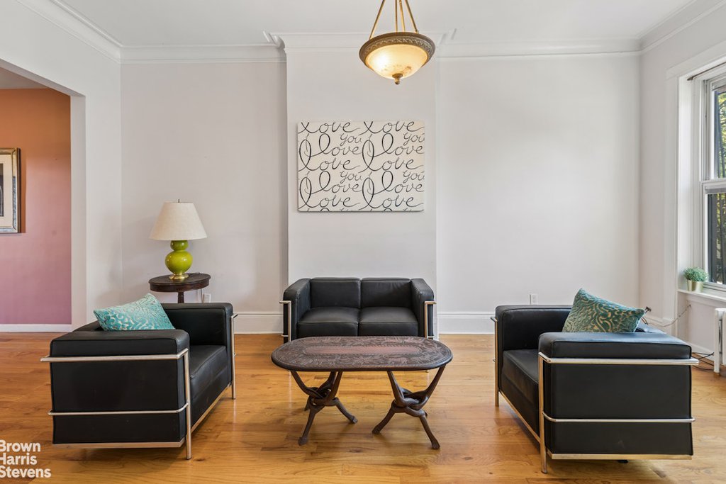 263 Bainbridge Street – For Sale