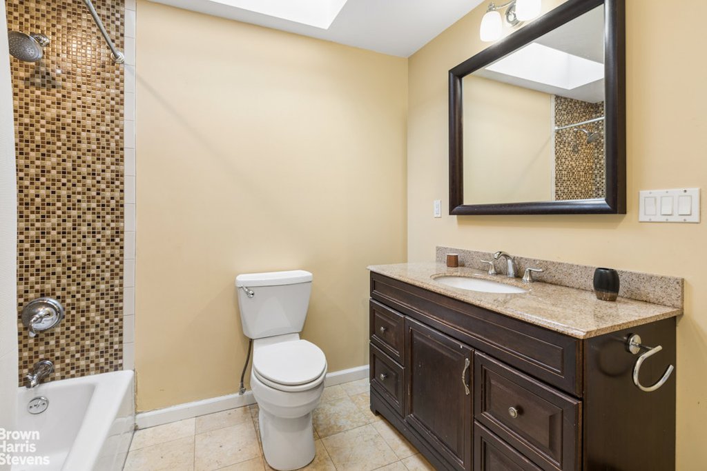 263 Bainbridge Street – For Sale photo 8