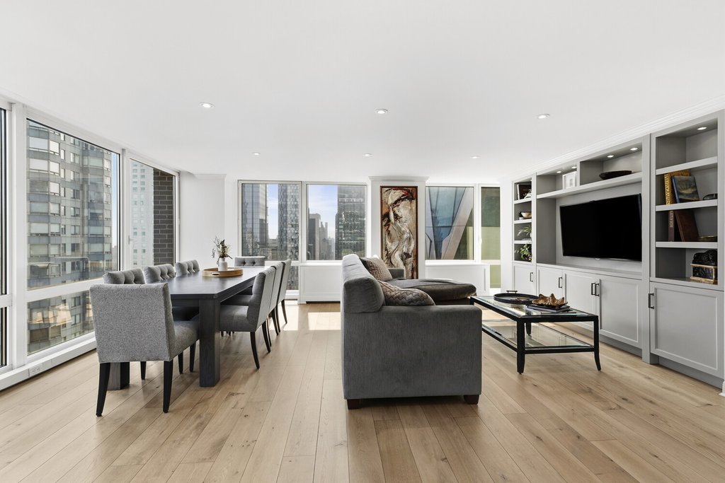 322 West 57th Street, Unit PH56K photo 2
