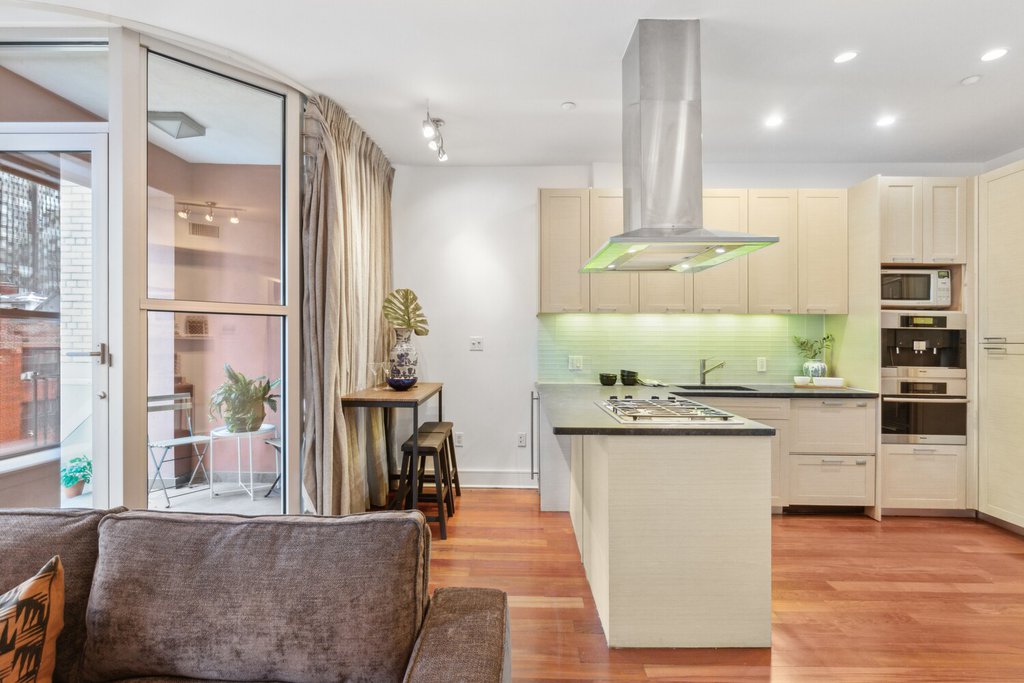 345 East 50th Street, Unit 5A photo 2