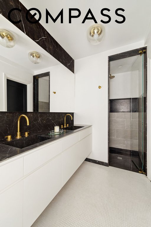 25 Central Park West, Unit 8I photo 9