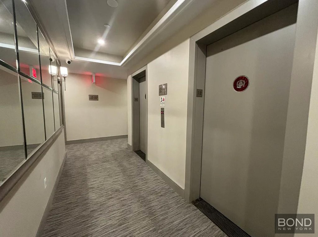 45 West 81st Street, Unit 6I photo 10