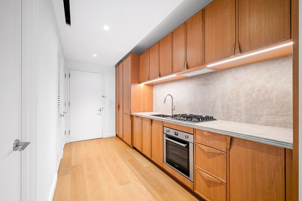 323 Bergen Street, Unit 217E photo 7