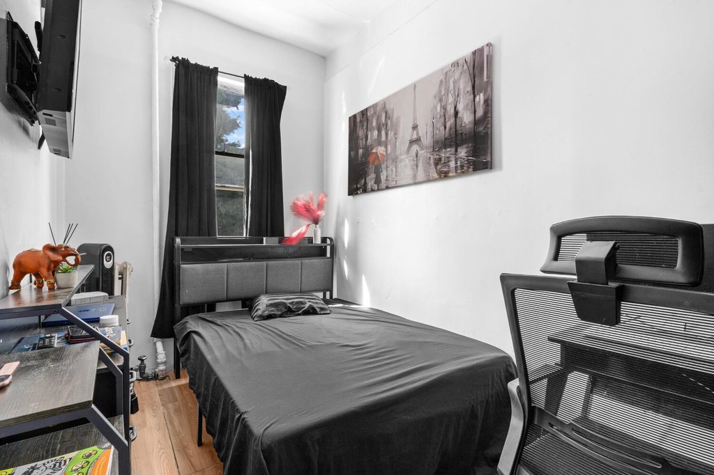 1207 Hancock Street – For Sale photo 11