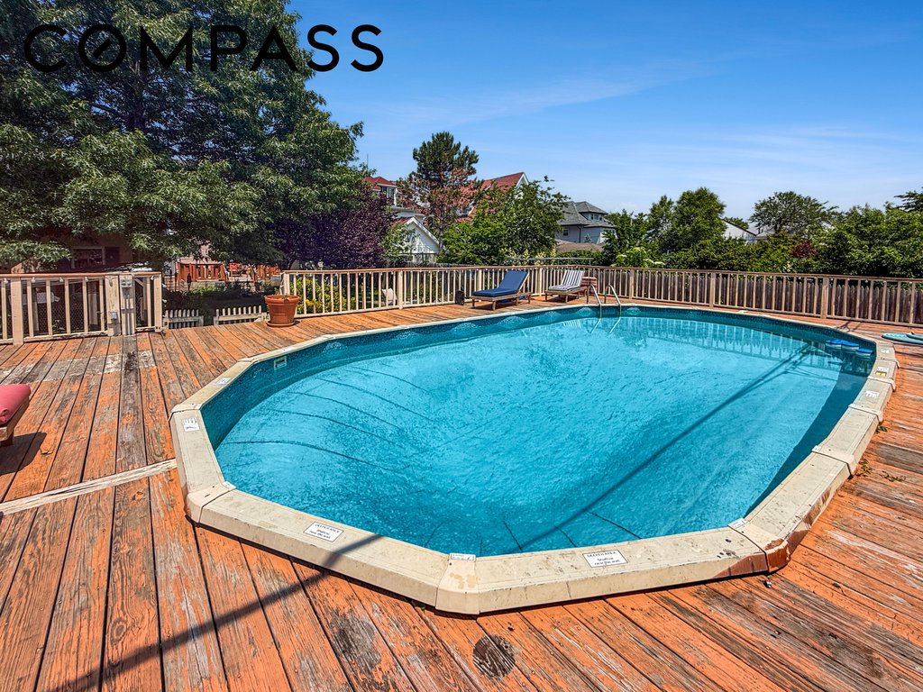 5007 Surf Avenue – For Sale photo 3