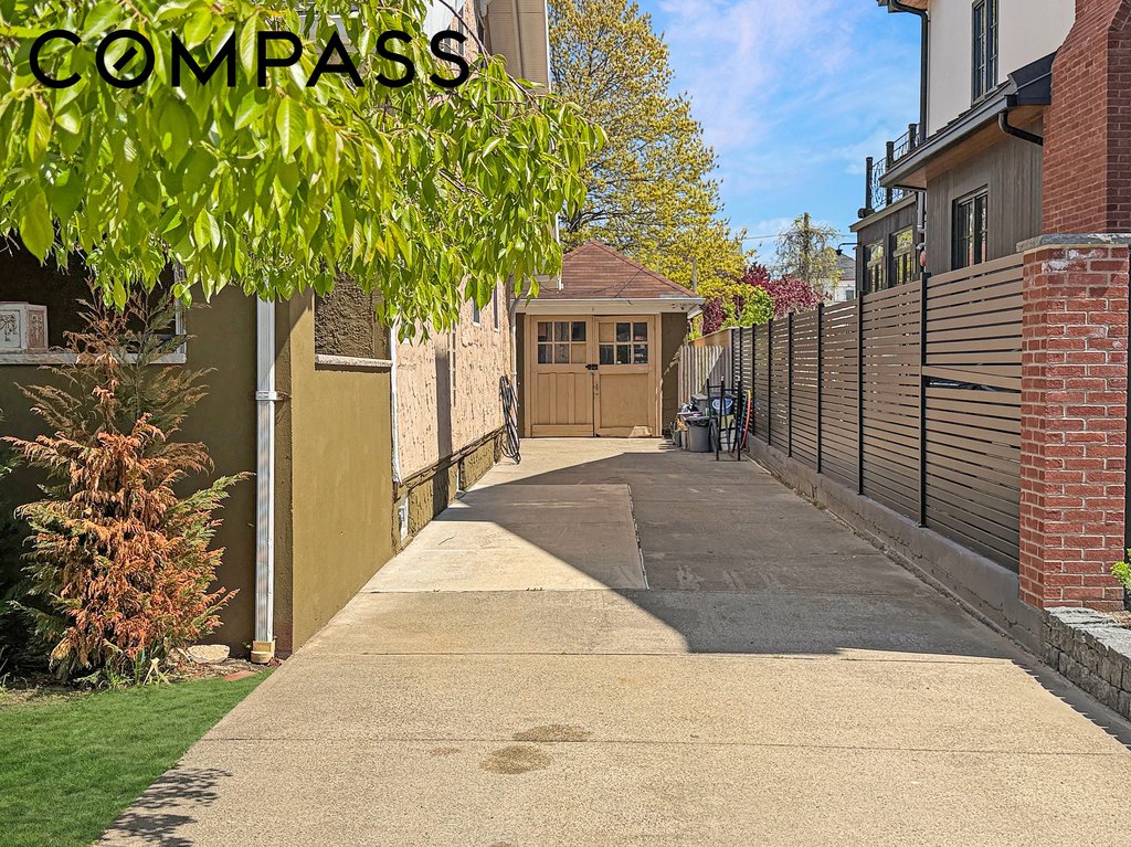 5007 Surf Avenue – For Sale photo 32
