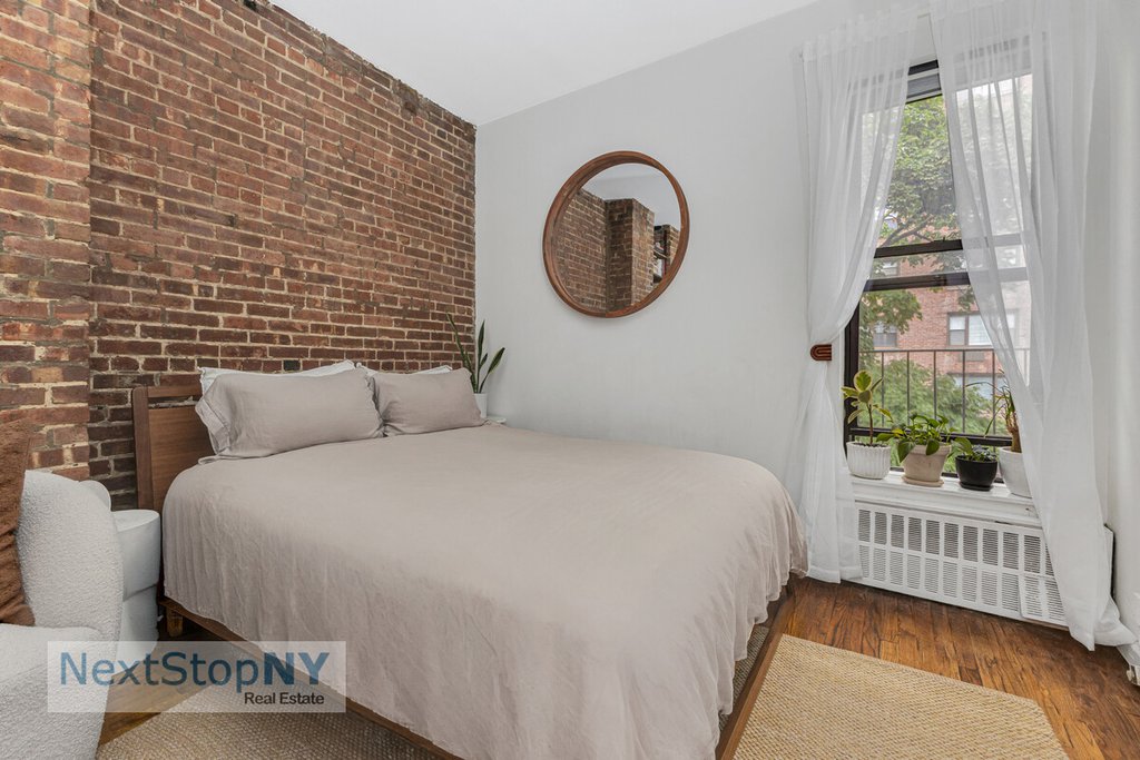 425 East 78th Street, Unit 4D photo 5