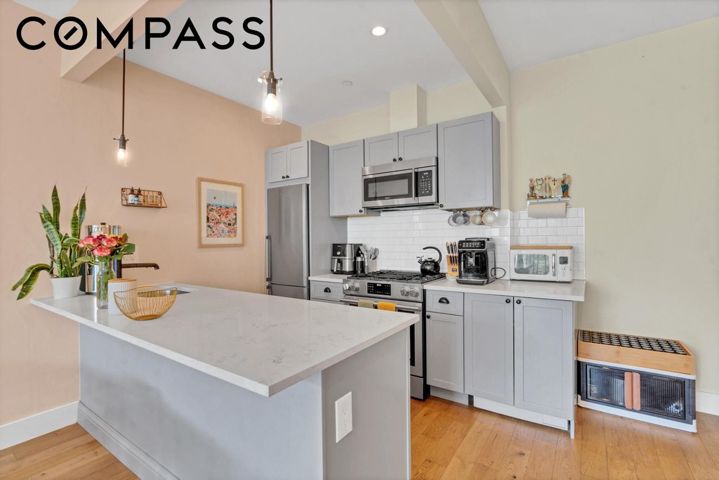 245 Schaefer Street, Unit 2A photo 2