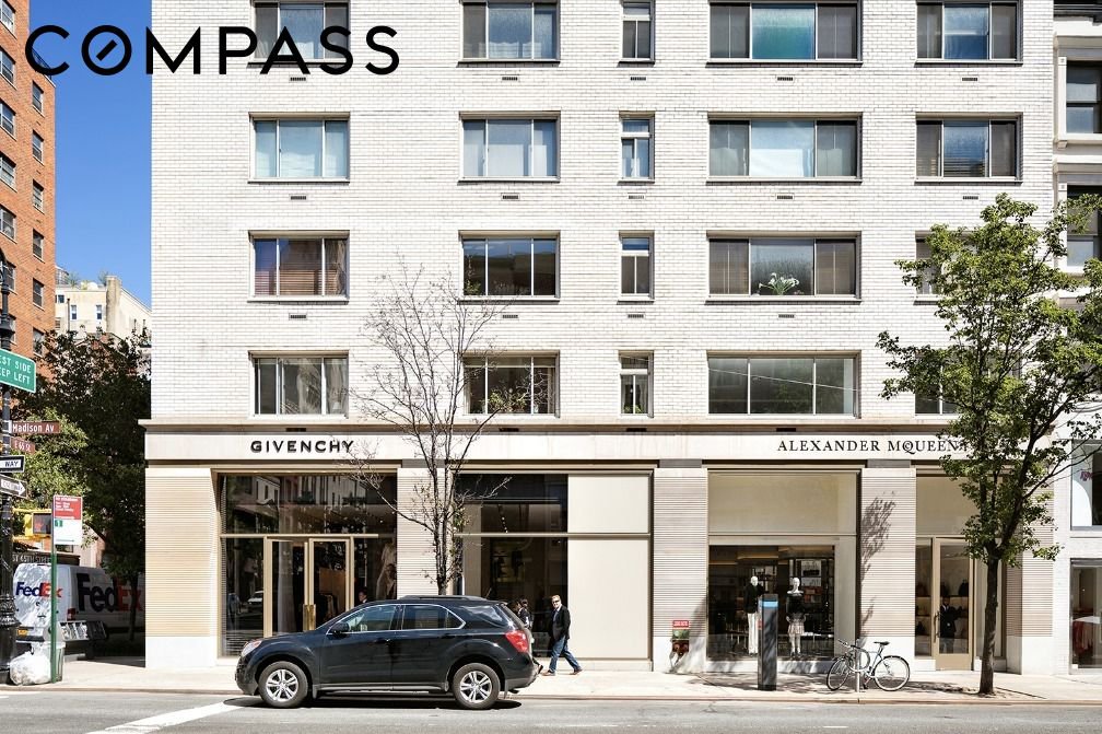 30 East 65th Street, Unit 12B photo 8