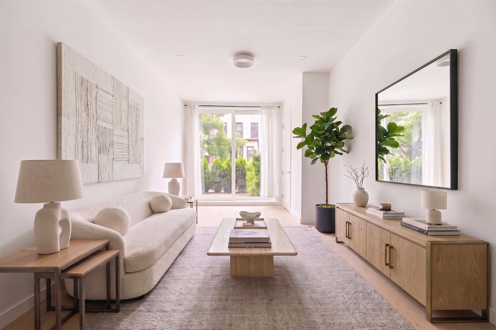 48 Stanhope Street, Unit 1A