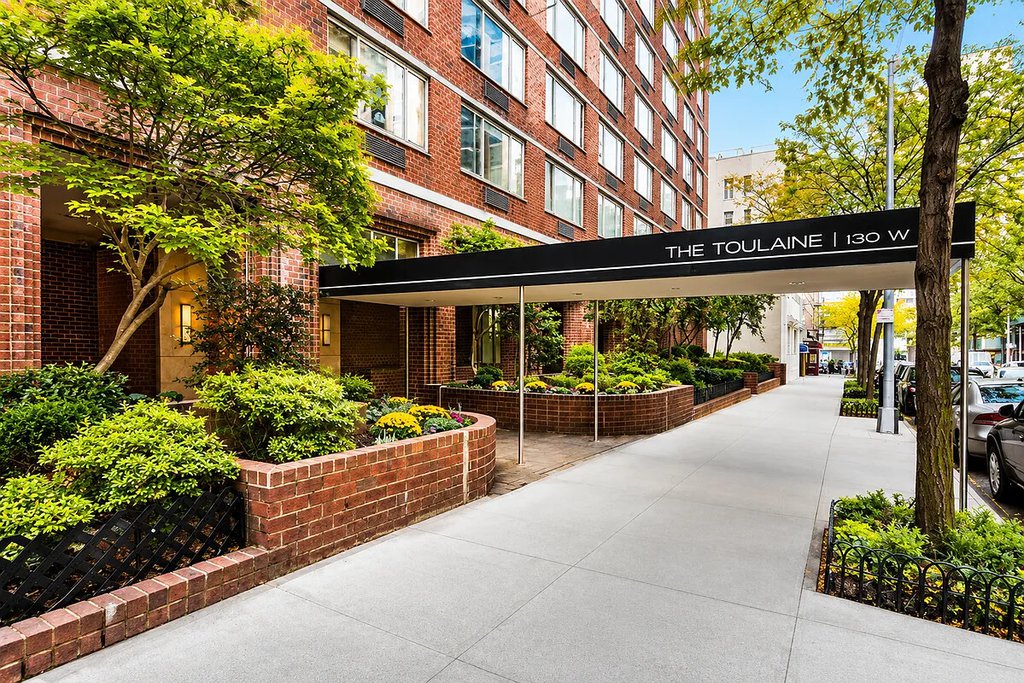 130 West 67th Street, Unit 12L photo 7