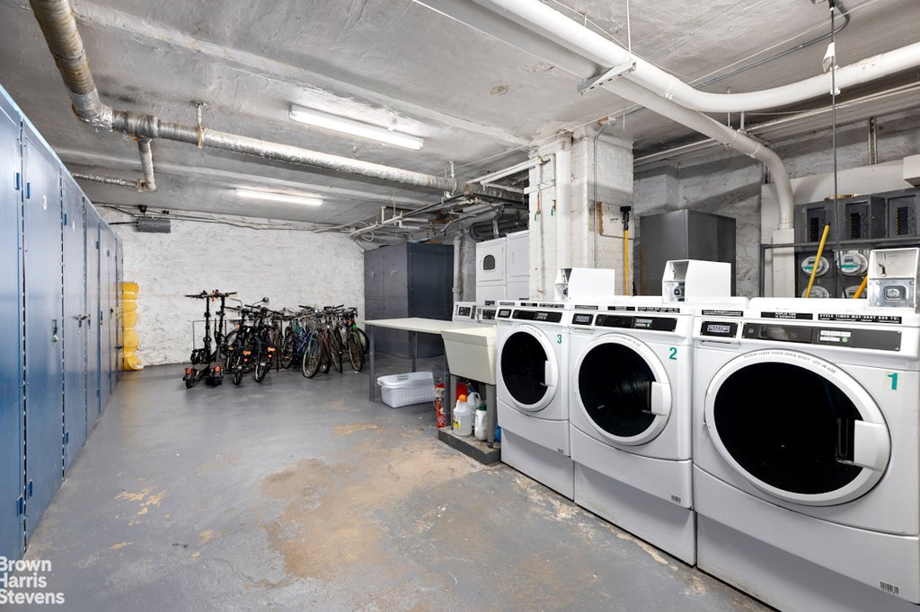 253 West 16th Street, Unit 3E photo 11