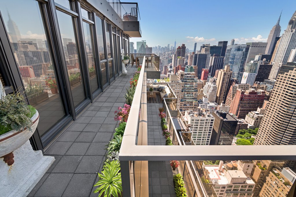 100 United Nations Plaza, Unit PH50B photo 8