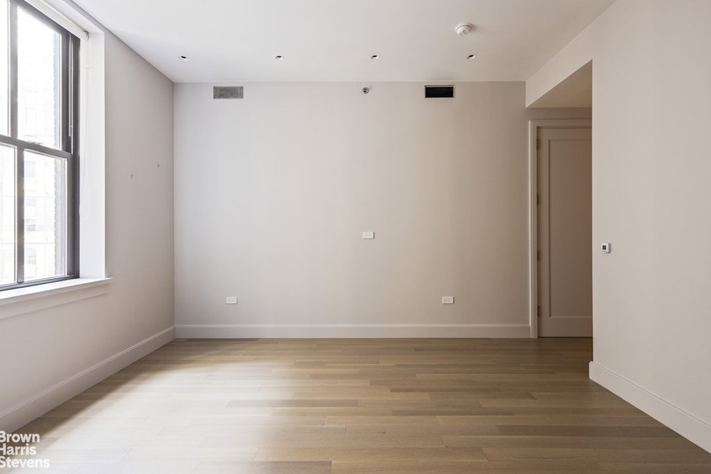 100 Barclay Street, Unit 13K photo 7