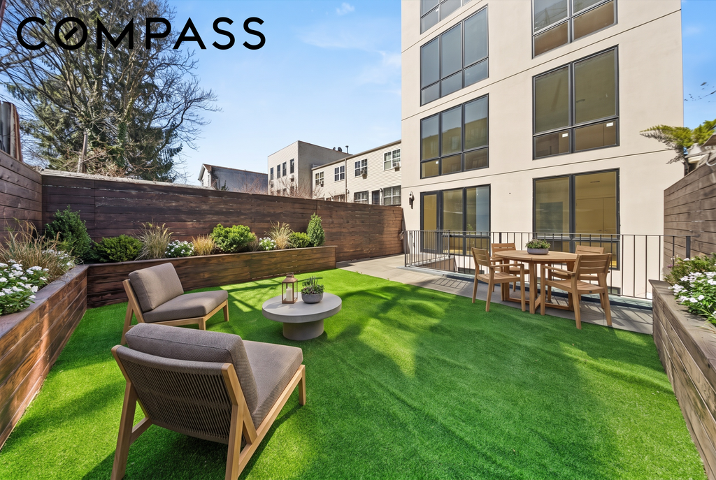 40 Schaefer Street, Unit 1B photo 8