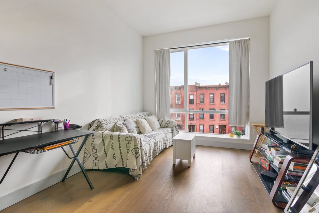 1325 Herkimer Street, Unit 302