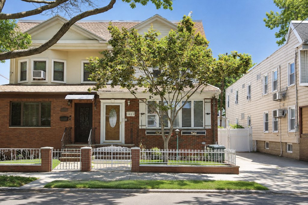 1829 West 10th Street – For Sale photo 3