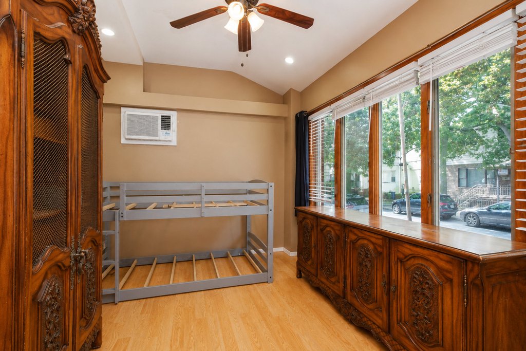 1829 West 10th Street – For Sale photo 16