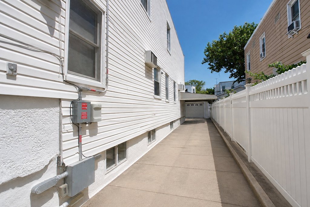 1829 West 10th Street – For Sale photo 47