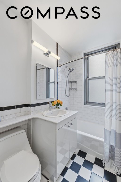 2025 Broadway, Unit 5A photo 7