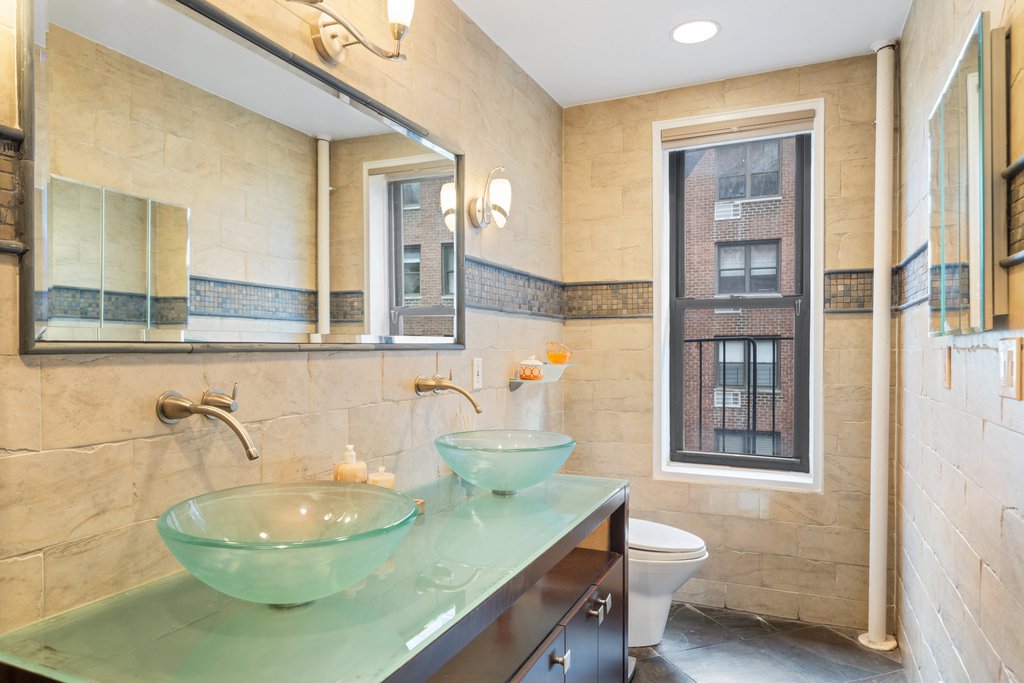 342 East 53rd Street, Unit 6GH photo 4