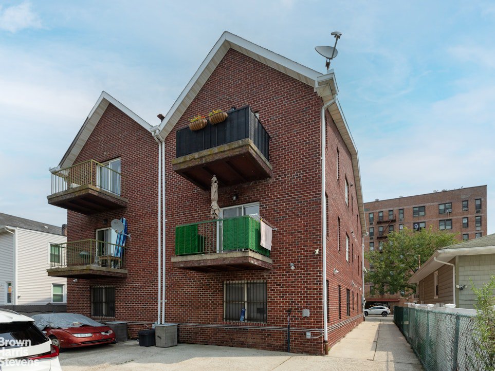181 Beach 117th Street, Unit 3 photo 19