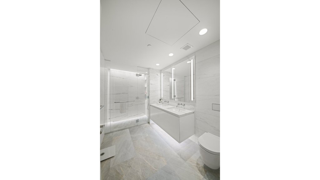 695 First Avenue, Unit 31D photo 6