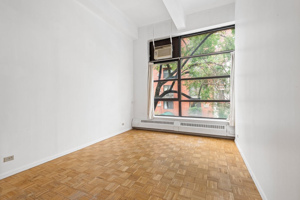 350 East 62nd Street, Unit 2T photo 2