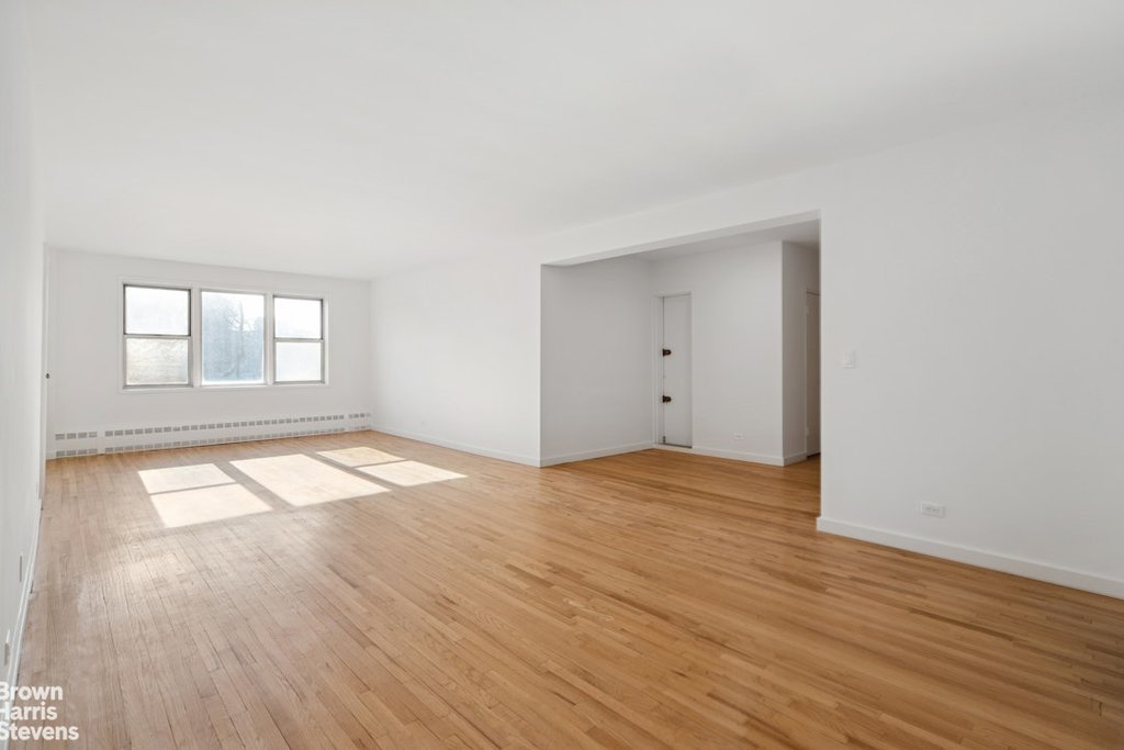 3701 Henry Hudson Parkway, Unit 3B photo 2