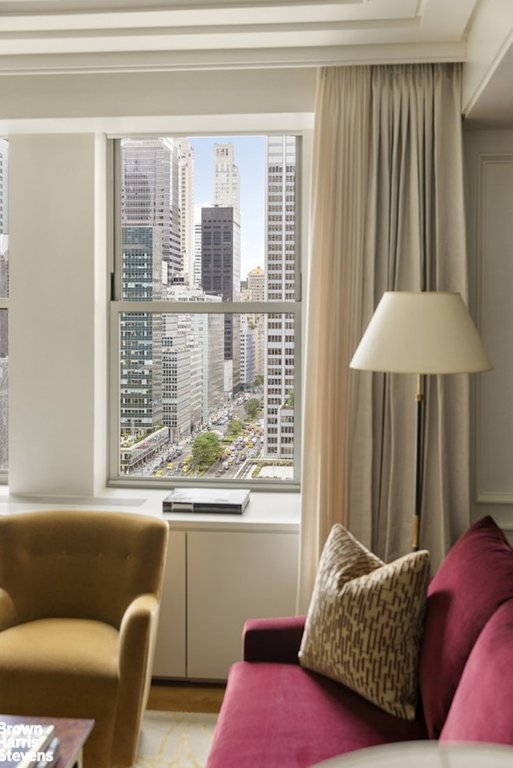 303 Park Avenue, Unit 2317 photo 2
