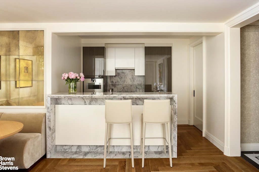 303 Park Avenue, Unit 2317 photo 4