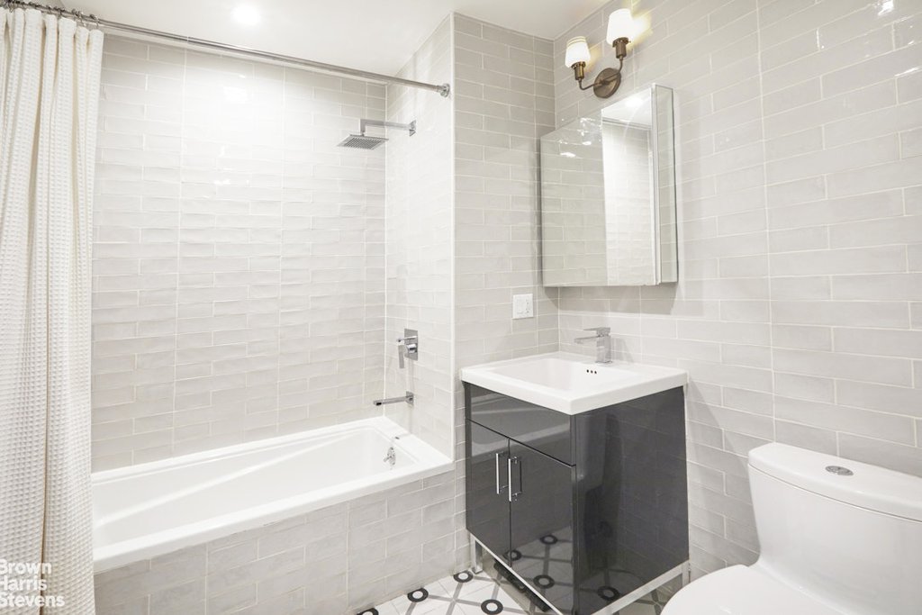 207 Wyckoff Street, Unit 1 photo 4