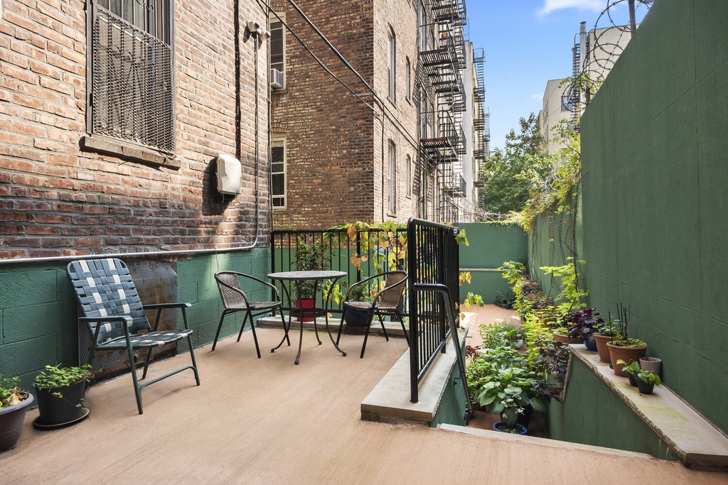 128 West 138th Street, Unit 2D photo 6