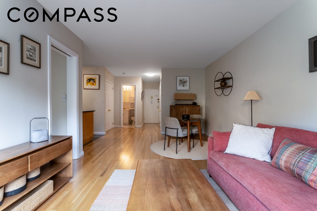 440 East 79th Street, Unit 4M photo 5