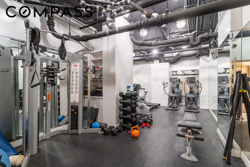 440 East 79th Street, Unit 4M photo 11